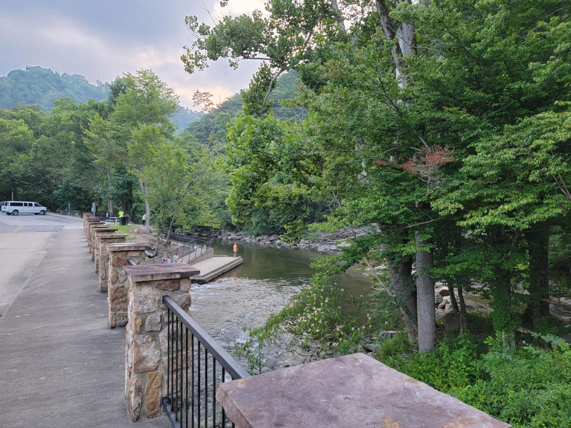 Bear Necessities, Luxury 5Bd Mtn Views, Hot Tub, Many Bear Sightings Vila Gatlinburg Exterior foto