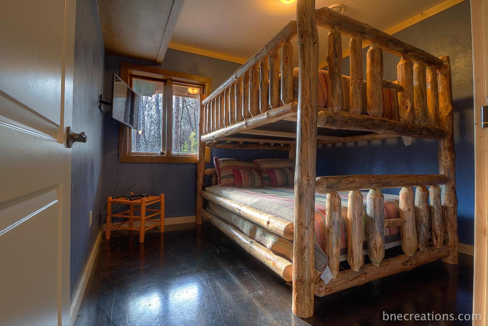 Bear Necessities, Luxury 5Bd Mtn Views, Hot Tub, Many Bear Sightings Vila Gatlinburg Exterior foto
